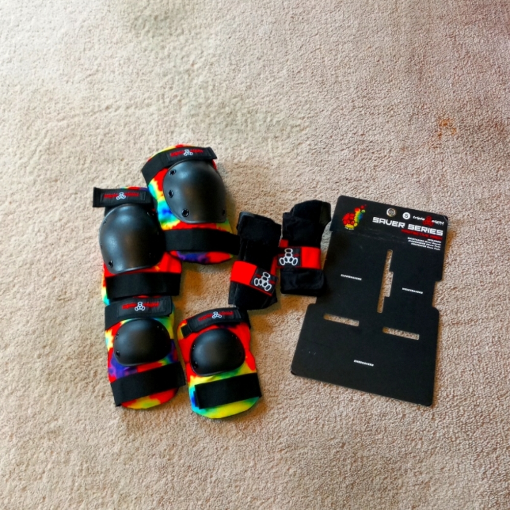 Tie die skate pads